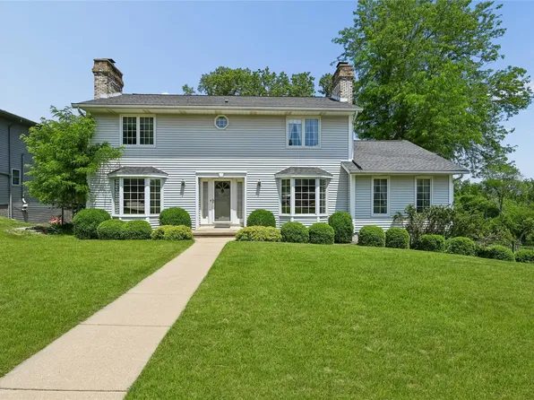 5022 Broadlawn Dr SE, Cedar Rapids, IA 52403