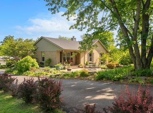 2740 Critz Ln, Thompsons Station, TN 37179