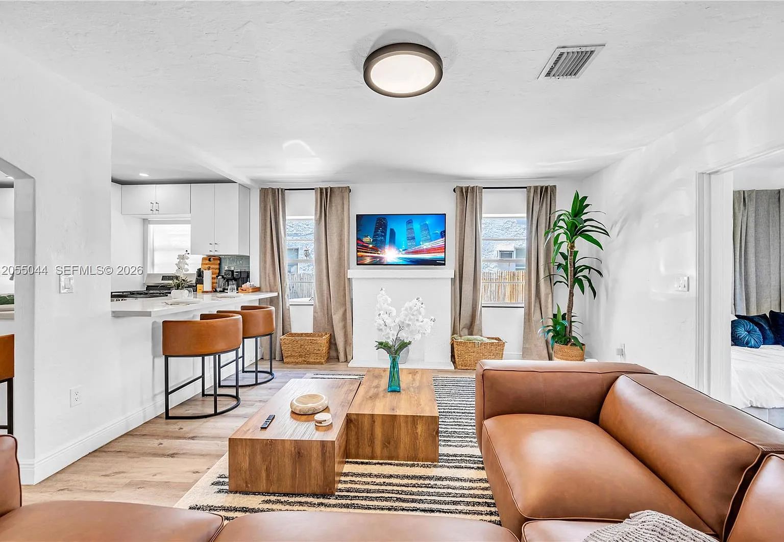 Banyan Place Amd & Extens — Photo 3