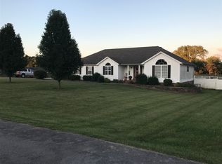 486 Elmwood Dr, Auburn, KY 42206