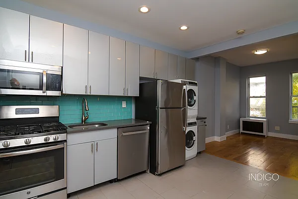 Rented by Compass | media 31