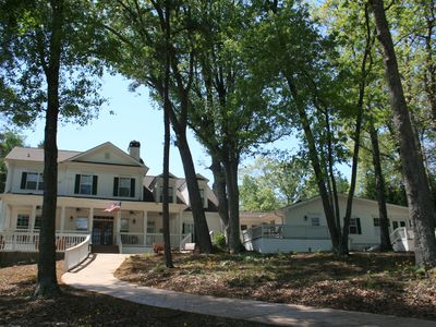 714 Early Dr, Hartwell, GA, 30643