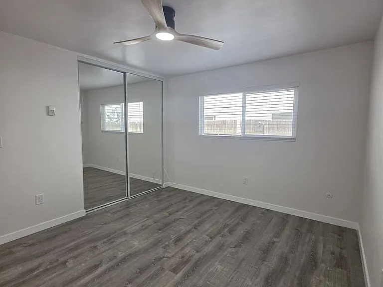 4160 Illinois St. — Photo 10