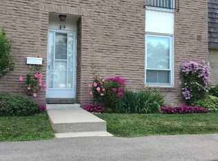 713 Burnhamthorpe Rd #49, Toronto, ON M9C2Z6