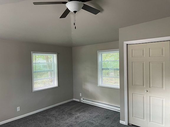 4th image of 170 Jones St
