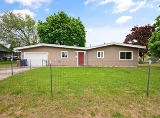 927 E Bismark Ave, Spokane, WA 99208