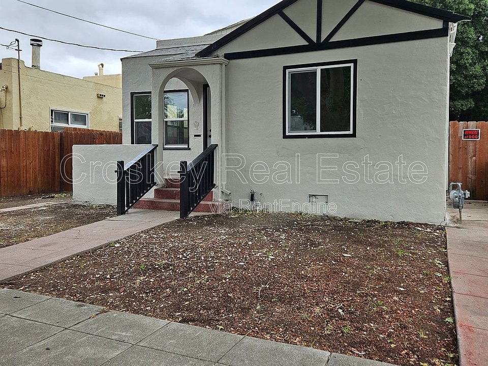 1st image of 1346 Redwood St