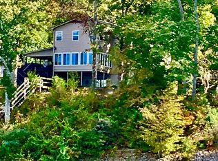 187 Lakeland Hills Dr, Talladega, AL 35160