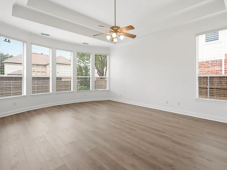 2127 Estes Park Dr — Photo 14