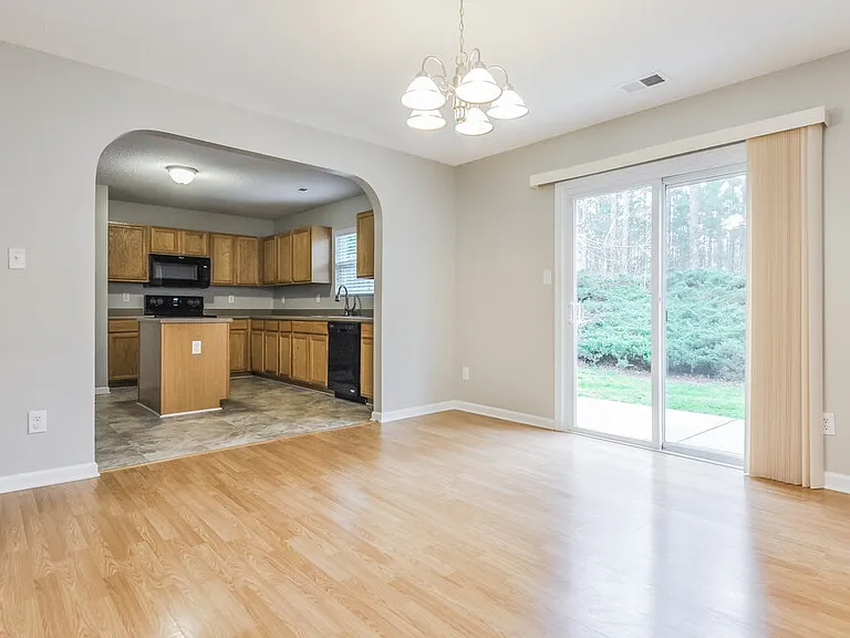 62 Brookhaven Dr — Photo 5