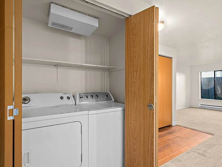 Full Size Washer & Dryer