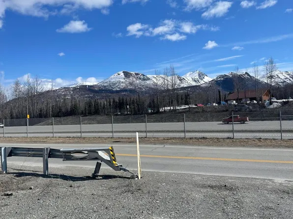 10500 Eagle View Dr, Eagle River, AK 99577