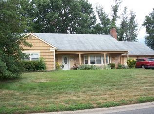 139 Country Club Rd, Willingboro, NJ 08046