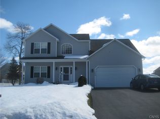 7074 Cattlemans Crossing Rd NE, Cicero, NY 13039