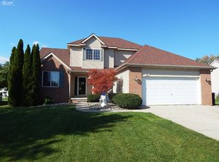 8463 Deer Field Dr, Davison, MI 48423