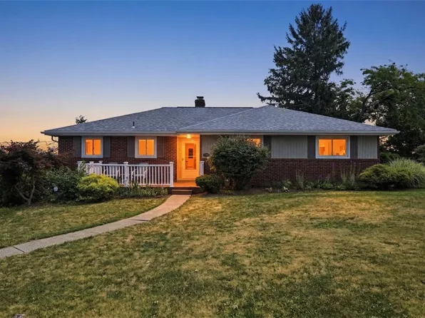 514 Fort Couch Rd, Pittsburgh, PA 15241