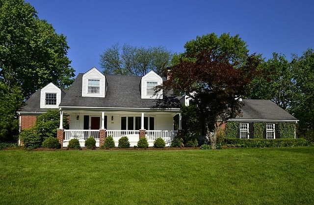1st image of 260 Shady Ln