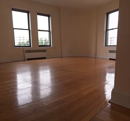 Rented by AJ Clarke | media 30