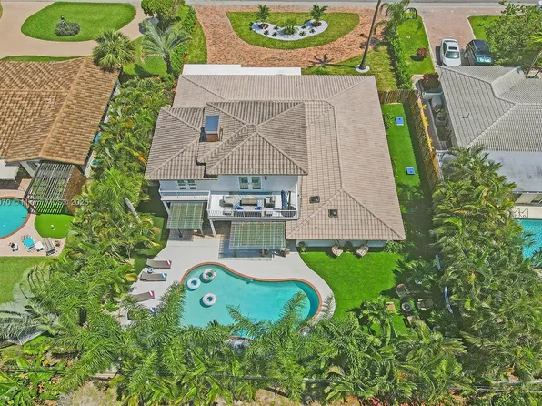 2640 NE 23rd Ct, Pompano Beach, FL 33062