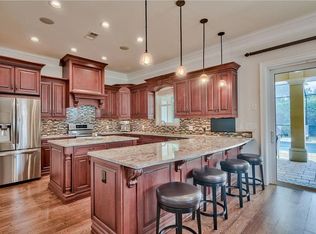 724 Kelly St, Destin, FL 32541