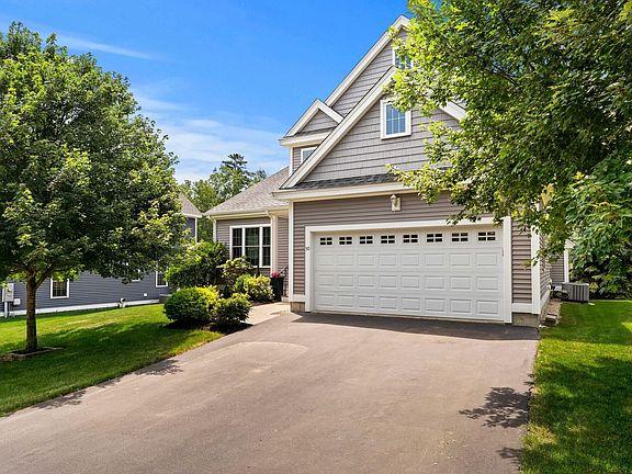 2nd image of 50 Stocklan Circle