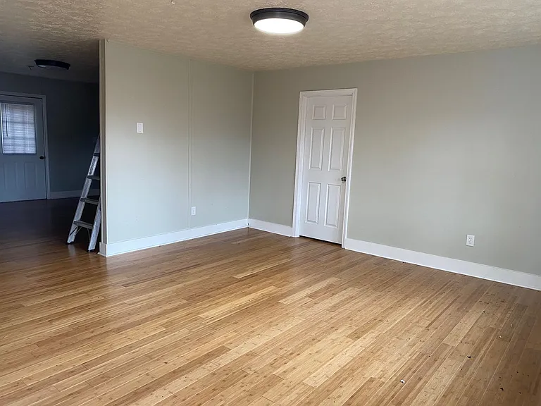 30 Bradley Branch Rd — Photo 3
