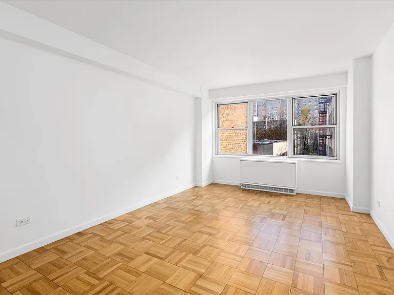 301 E 75th St #5A — Photo 8