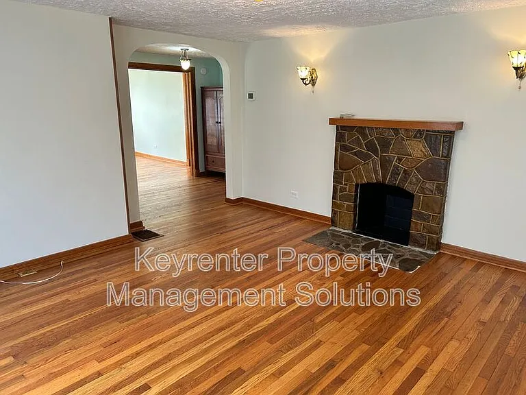 3922 Churchville Ave — Photo 10