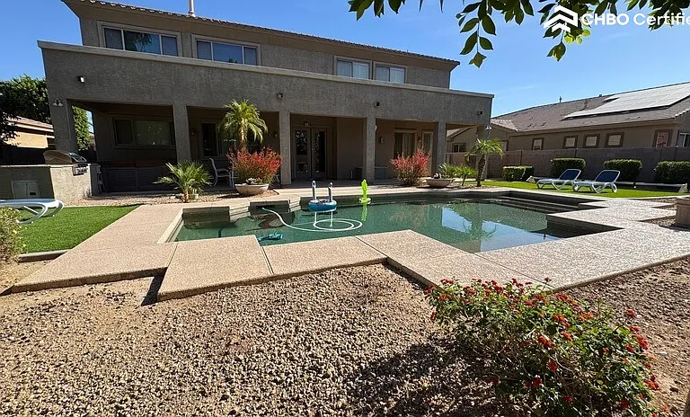15341 W Sells Dr — Photo 4