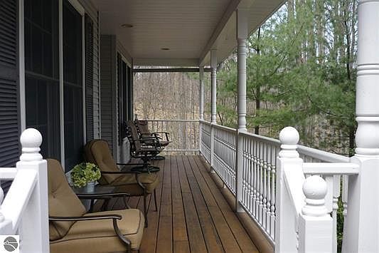 2nd image of 3757 Woodside Dr