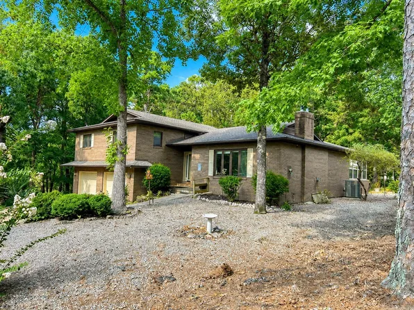 3 Las Navas Ln, Hot Springs, AR 71909