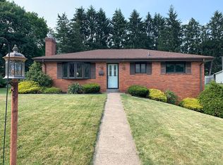 220 Longvue Dr, Pittsburgh, PA 15237