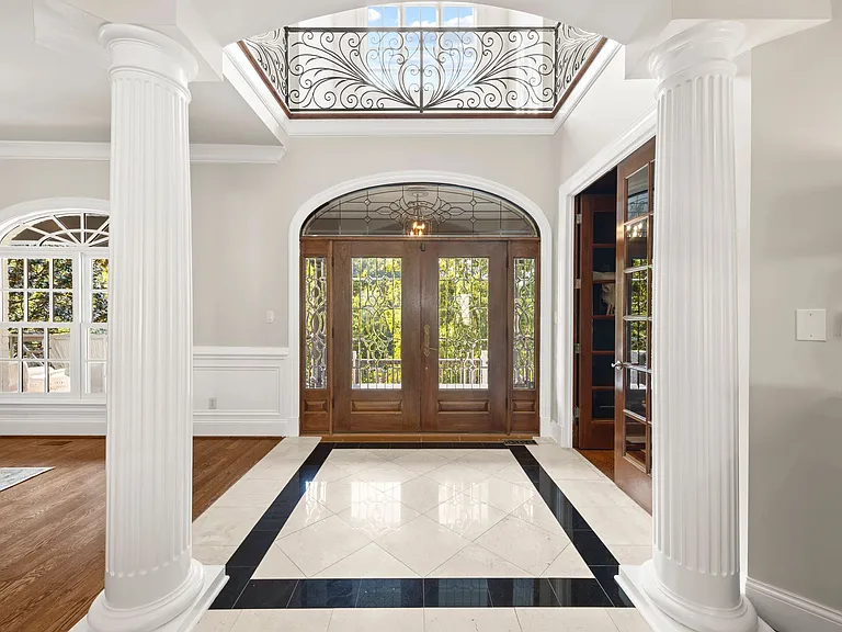 Grand Foyer