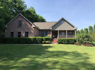 2039 Linnwood Way, Greenbrier, TN 37073