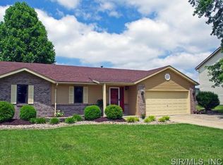 904 Andra Dr, Maryville, IL