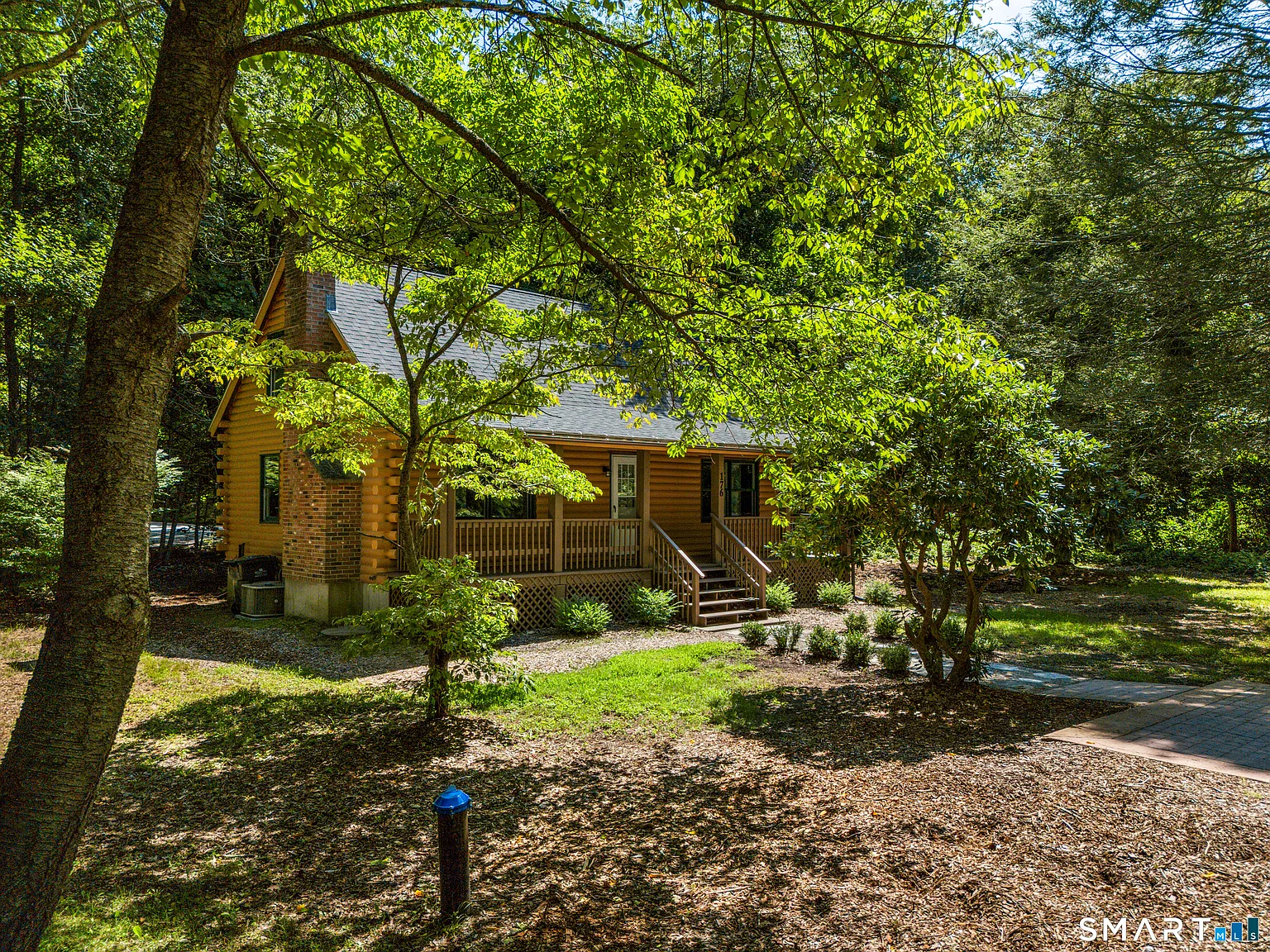 3 bed, 1.5 bath, 1346 sqft, $2,800 — Photo 2