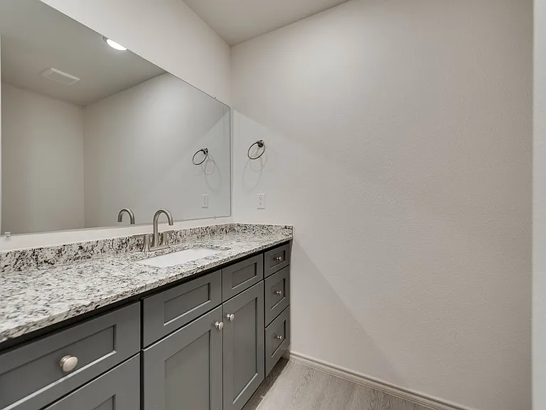 8208 E County Road 111 — Photo 19