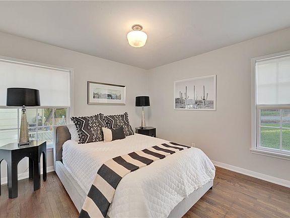 5th image of 902 Philco Dr #A