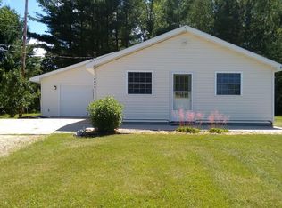 19063 Callejon 2 Dr, Rodney, MI 49342