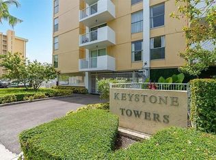 2000 NE 135th St APT 609, Miami, FL 33181