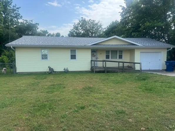 1202 Franklin Street, Sarcoxie, MO 64862