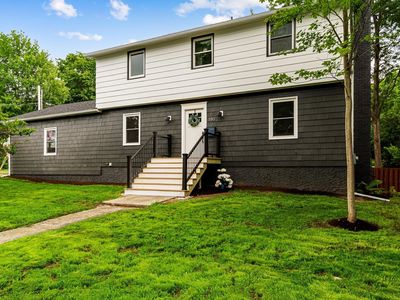 180 Laurel Hill Drive, South Burlington, VT, 05403