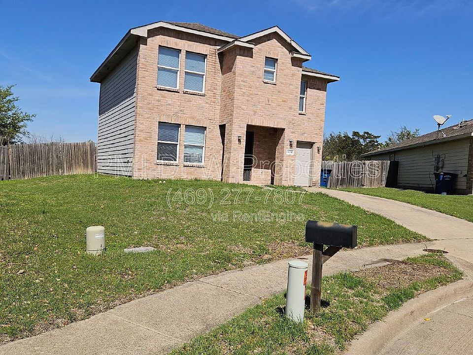 2nd image of 6110 Veranda Way