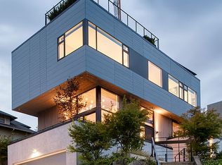 2430 E Thomas St, Seattle, WA 98112