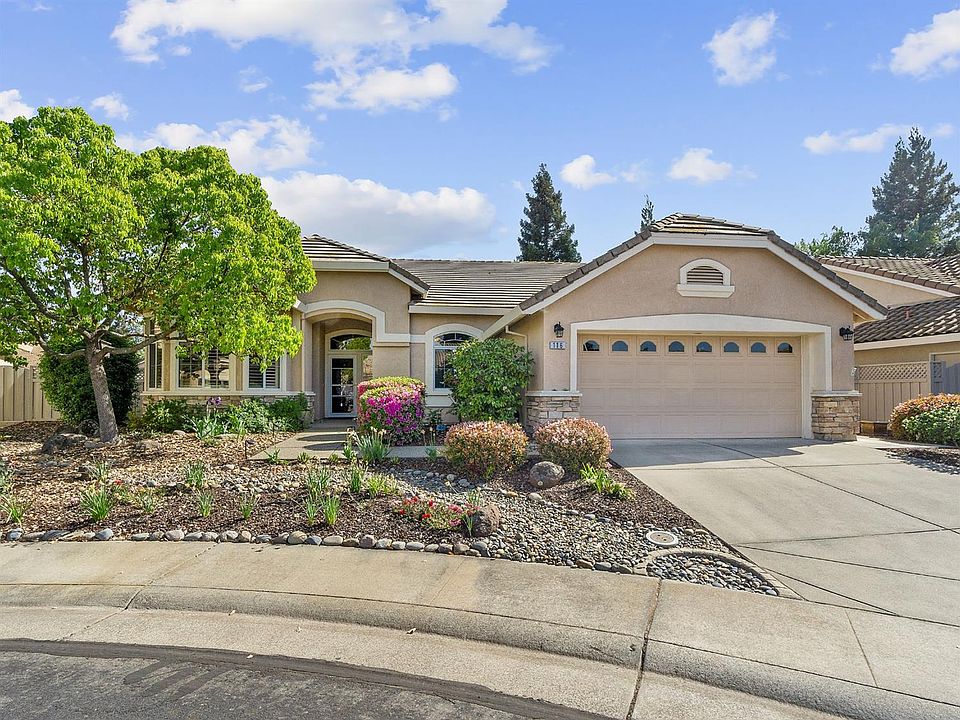 1st image of 116 Siggens Ct