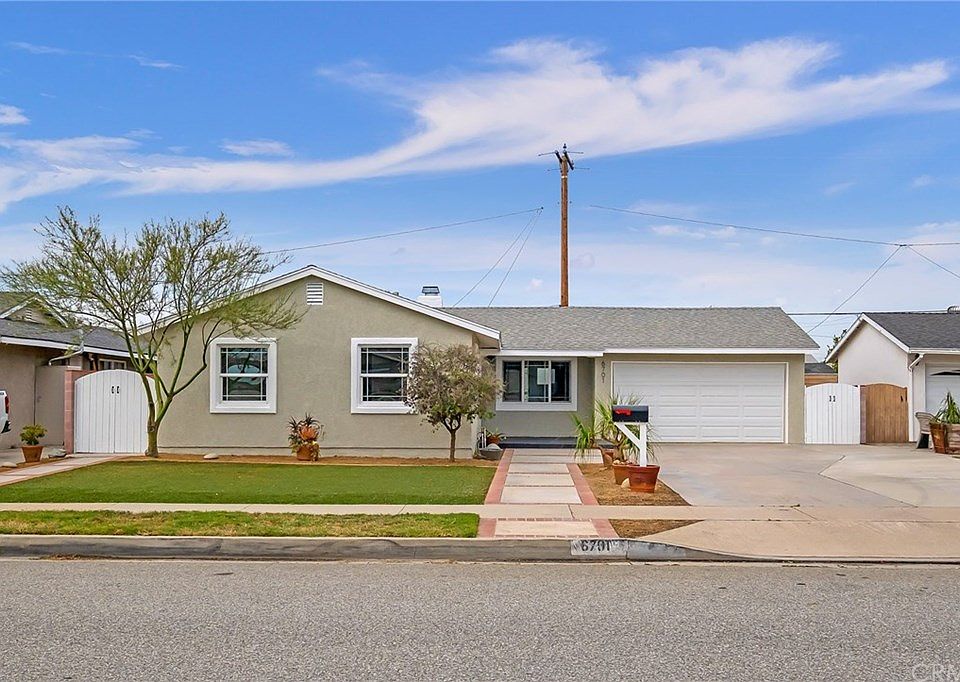 1st image of 6701 San Diego Dr