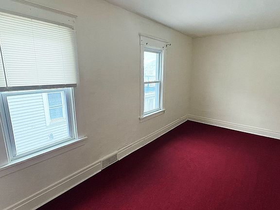 5th image of 731 Kensington Ave #2