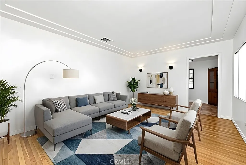 3 bed, 1463 sqft, $5,195 — Photo 3