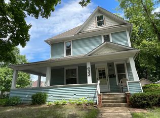 633 7th St #1, Ames, IA 50010