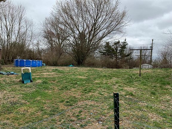 2nd image of 705 Mule Shed Ln